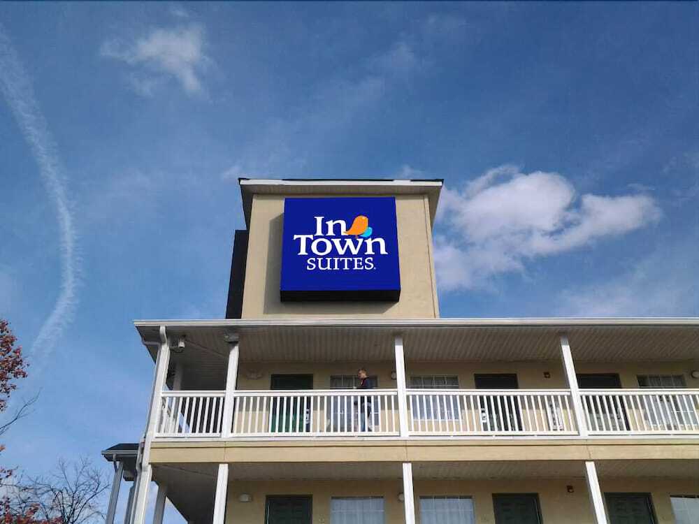 Intown Suites Extended Stay Chesapeake Va - I-64 Crossways Blvd Esterno foto